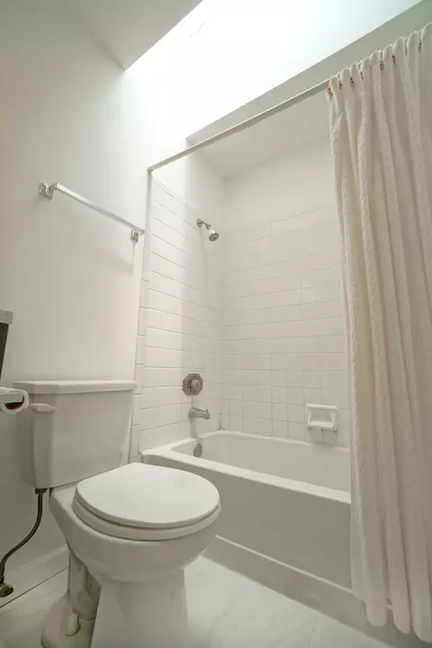 590 Paddock Dr, Wheeling, IL 60090 photo 12