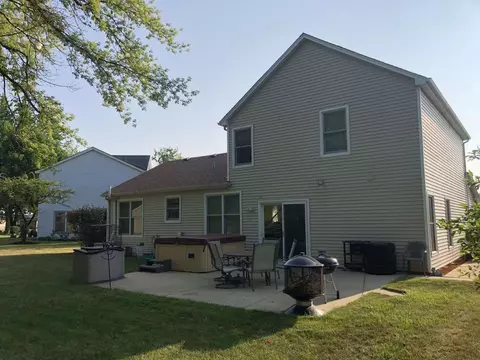1031 John Dr, Hoffman Estates, IL 60169 photo 21