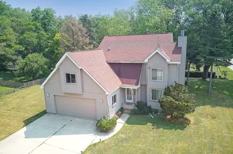 341 Thompson Ave, Winthrop Harbor, IL 60096