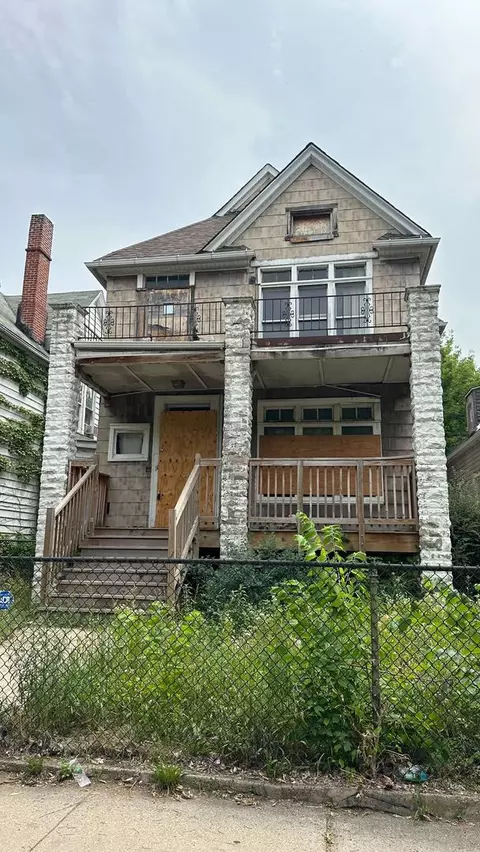 6837 S Perry Ave, Chicago, IL 60621 photo 1