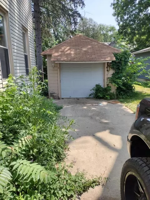 1231 S Maple Ave, Freeport, IL 61032 photo 13