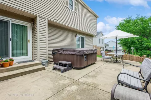 625 Chatham Cir, Algonquin, IL 60102 photo 28