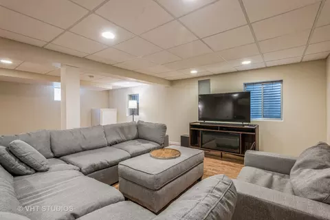 625 Chatham Cir, Algonquin, IL 60102 photo 23