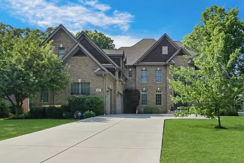 1007 Portsmouth Cir, Gurnee, IL 60031