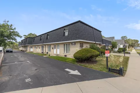 18356 Myrtle Ct #3, Lansing, IL 60438