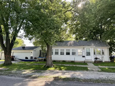 406 N West St, Le Roy, IL 61752