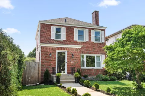 1232 N Euclid Ave, Oak Park, IL 60302