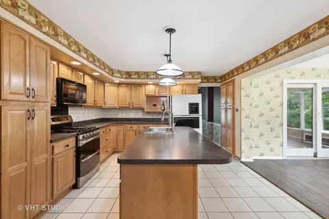 2750 Chariot Ln, Olympia Fields, IL 60461 photo 7
