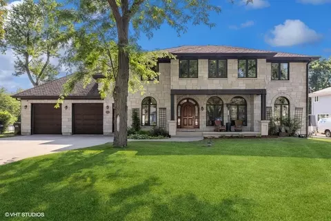 1509 Algonquin Dr, Schaumburg, IL 60193