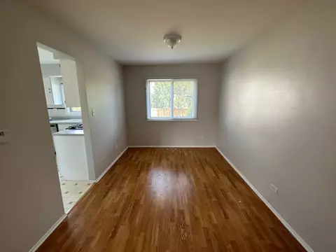 648 Lakeside Circle Dr, Wheeling, IL 60090 photo 4