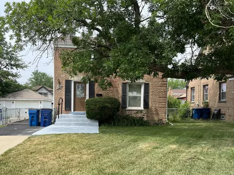 2520 Elder Ln, Franklin Park, IL 60131