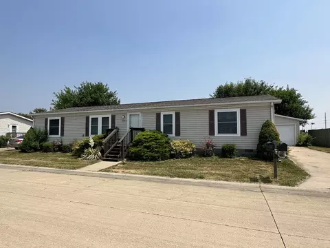 3003 Iris Way, Bloomington, IL 61705 photo 3