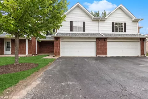 1523 Anderson Trl, Zion, IL 60099