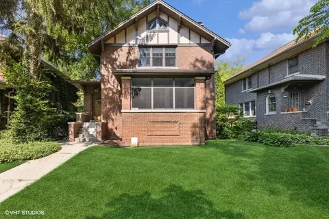 2236 Wesley Ave, Evanston, IL 60201