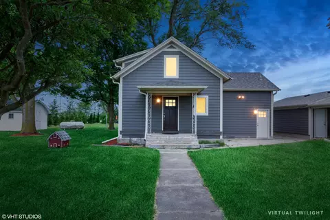 11949 Walker Rd, Yorkville, IL 60560