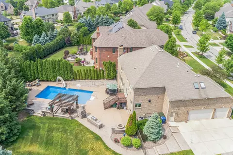 4527 Corktree Rd, Naperville, IL 60564 photo 2