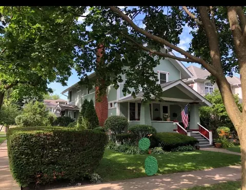 242 Stanley Ave, Park Ridge, IL 60068