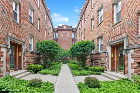 919 W Sunnyside Ave #1, Chicago, IL 60640