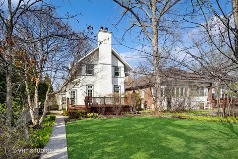 819 Linden Ave, Wilmette, IL 60091 photo 3