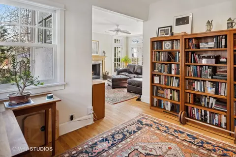 819 Linden Ave, Wilmette, IL 60091 photo 8