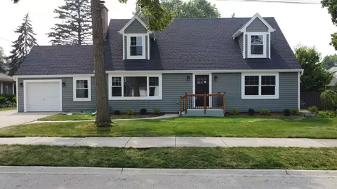 534 Lill St, Barrington, IL 60010