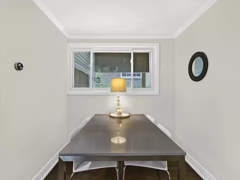 9308 Forestview Rd, Evanston, IL 60203 photo 4