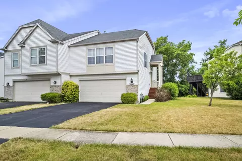 2447 Timber Springs Dr, Joliet, IL 60432