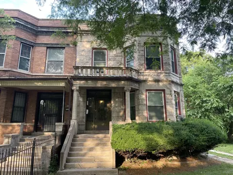 7221 S Perry Ave, Chicago, IL 60621