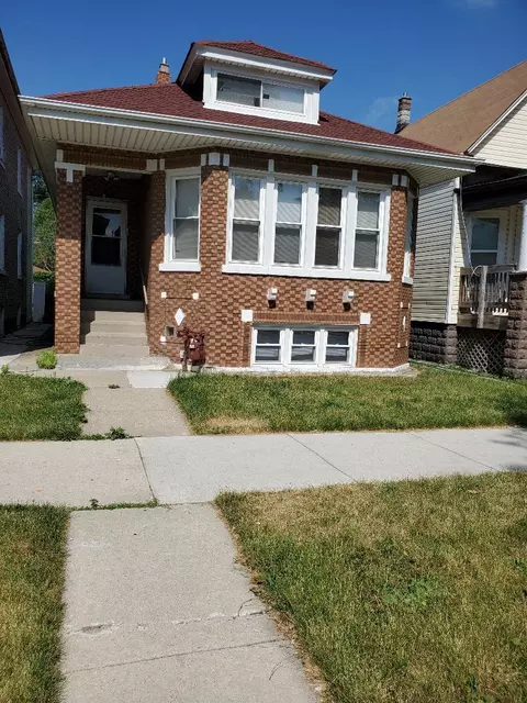 6926 S Rockwell St, Chicago, IL 60629