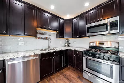 5534 Maple Ln, Midlothian, IL 60445 photo 10