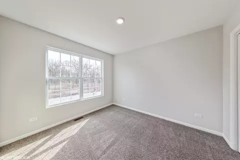 Bedroom - 200 Crystal Ln, Steger, IL 60475 photo 2 of 3