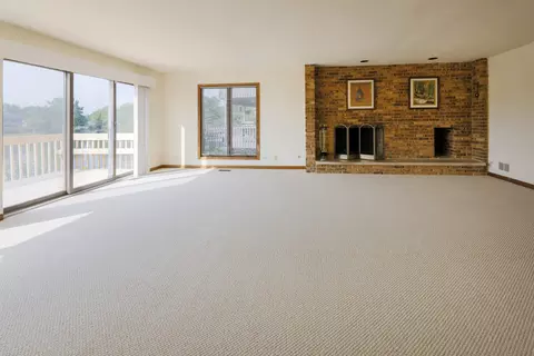 1975 Brookside Ln, Hoffman Estates, IL 60195 photo 10