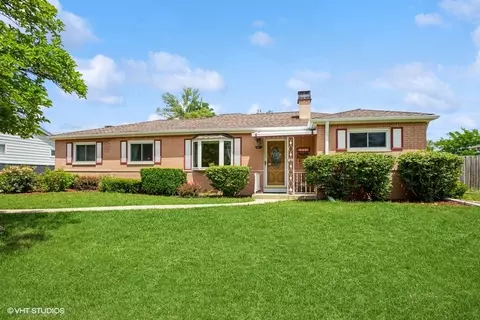 400 Alpine Ln, Hoffman Estates, IL 60169 photo 2