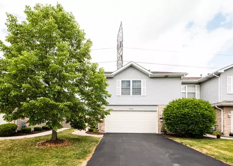 16048 Bormet Dr, Tinley Park, IL 60477