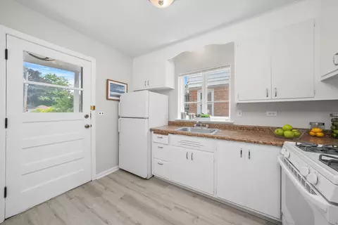 2019 Grey Ave, Evanston, IL 60201 photo 8