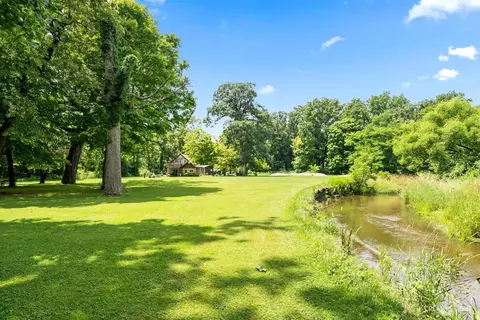 7911 Van Emmon Rd, Yorkville, IL 60560