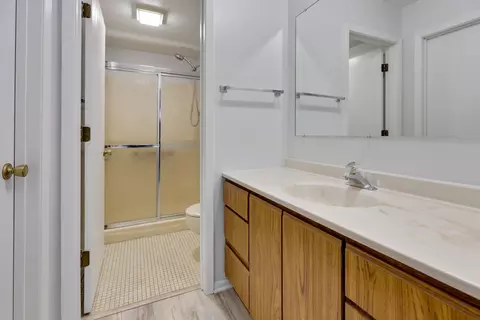 301 Walters Ln #1A, Itasca, IL 60143 photo 13