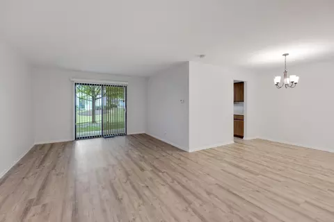 301 Walters Ln #1A, Itasca, IL 60143 photo 6