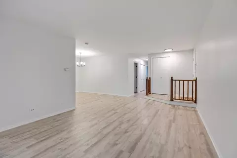 301 Walters Ln #1A, Itasca, IL 60143 photo 4