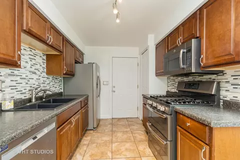 461 Miller Dr, Elgin, IL 60123 photo 7