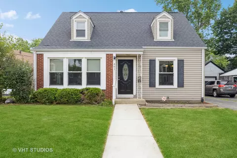 461 Miller Dr, Elgin, IL 60123