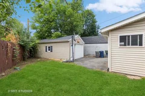 461 Miller Dr, Elgin, IL 60123 photo 4