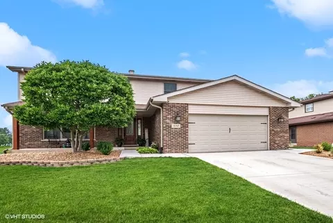 13717 Lincolnshire Dr, Orland Park, IL 60462