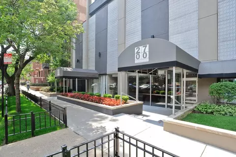 2700 N Hampden Ct #19B, Chicago, IL 60614