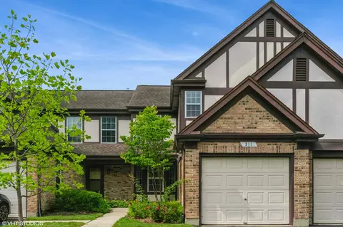 311 Cobbler Ln, Buffalo Grove, IL 60089