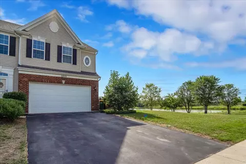 12935 White Pine Way, Plainfield, IL 60585