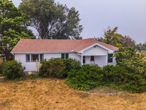 5957 E 1500 North Rd, Flanagan, IL 61740