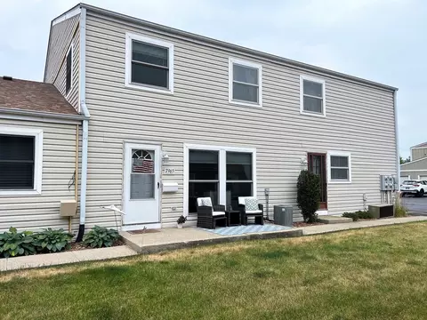 7965 164th Pl #83, Tinley Park, IL 60477