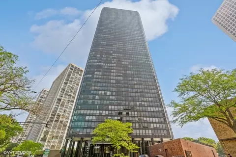 5415 N Sheridan Rd #5009, Chicago, IL 60640