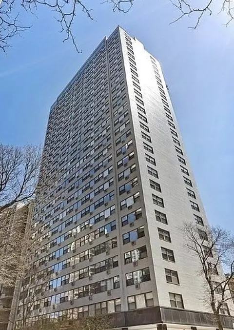 1445 N State Pkwy #707, Chicago, IL 60610